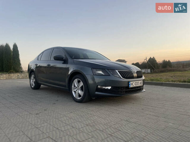 Серый Шкода Октавия, объемом двигателя 1.6 л и пробегом 215 тыс. км за 14300 $, фото 6 на Automoto.ua