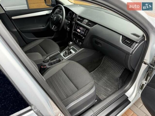 Сірий Шкода Октавія, об'ємом двигуна 1.8 л та пробігом 164 тис. км за 11999 $, фото 41 на Automoto.ua