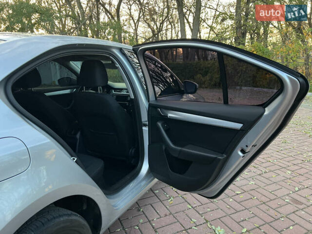 Серый Шкода Октавия, объемом двигателя 1.4 л и пробегом 236 тыс. км за 13300 $, фото 26 на Automoto.ua