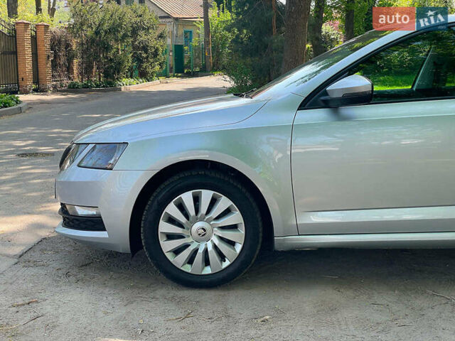 Сірий Шкода Октавія, об'ємом двигуна 1.4 л та пробігом 197 тис. км за 11290 $, фото 10 на Automoto.ua
