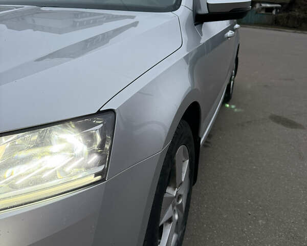 Серый Шкода Октавия, объемом двигателя 1.6 л и пробегом 253 тыс. км за 13200 $, фото 8 на Automoto.ua