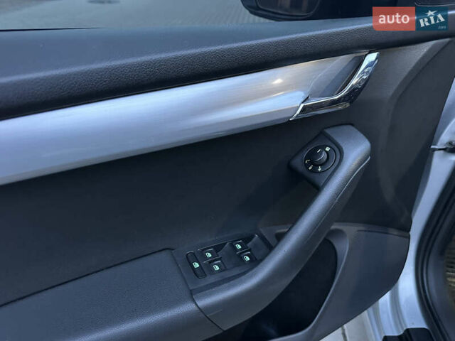 Сірий Шкода Октавія, об'ємом двигуна 1.8 л та пробігом 295 тис. км за 13200 $, фото 11 на Automoto.ua