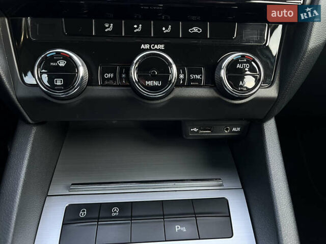 Серый Шкода Октавия, объемом двигателя 1.97 л и пробегом 289 тыс. км за 15650 $, фото 42 на Automoto.ua