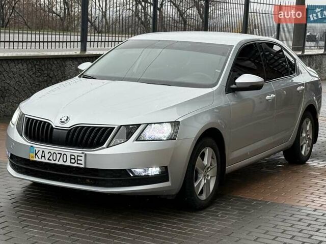 Сірий Шкода Октавія, об'ємом двигуна 1.8 л та пробігом 164 тис. км за 11999 $, фото 3 на Automoto.ua