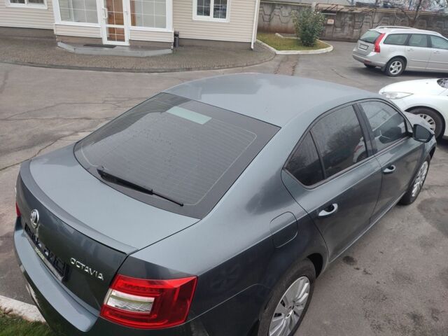 Сірий Шкода Октавія, об'ємом двигуна 0 л та пробігом 215 тис. км за 7300 $, фото 4 на Automoto.ua