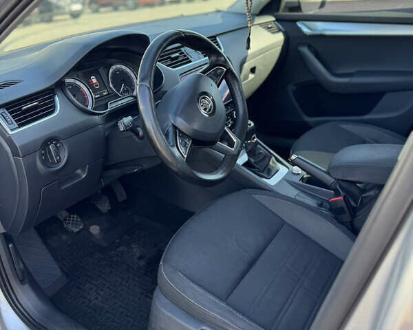 Серый Шкода Октавия, объемом двигателя 1.8 л и пробегом 136 тыс. км за 16000 $, фото 15 на Automoto.ua