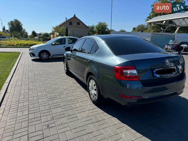 Серый Шкода Октавия, объемом двигателя 1.6 л и пробегом 100 тыс. км за 15000 $, фото 2 на Automoto.ua