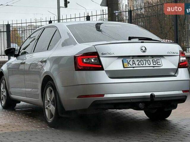 Сірий Шкода Октавія, об'ємом двигуна 1.8 л та пробігом 164 тис. км за 11999 $, фото 26 на Automoto.ua