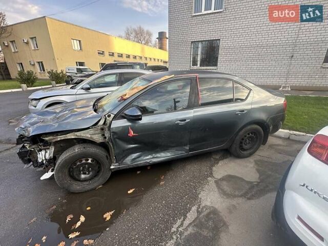 Сірий Шкода Октавія, об'ємом двигуна 1.8 л та пробігом 215 тис. км за 6800 $, фото 4 на Automoto.ua
