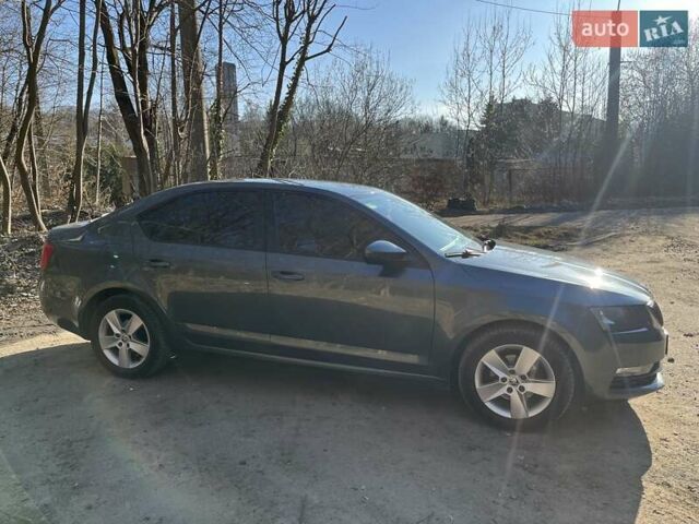 Серый Шкода Октавия, объемом двигателя 1.6 л и пробегом 201 тыс. км за 14300 $, фото 1 на Automoto.ua