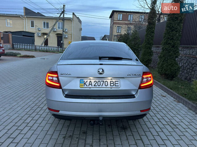 Сірий Шкода Октавія, об'ємом двигуна 1.8 л та пробігом 295 тис. км за 13200 $, фото 5 на Automoto.ua
