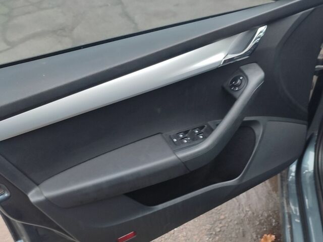 Сірий Шкода Октавія, об'ємом двигуна 0 л та пробігом 215 тис. км за 7300 $, фото 14 на Automoto.ua