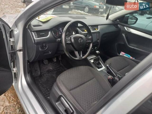 Серый Шкода Октавия, объемом двигателя 1.6 л и пробегом 137 тыс. км за 15600 $, фото 14 на Automoto.ua