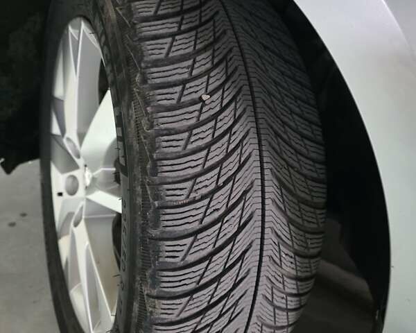 Серый Шкода Октавия, объемом двигателя 1.97 л и пробегом 155 тыс. км за 20500 $, фото 9 на Automoto.ua