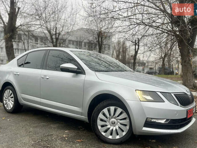 Серый Шкода Октавия, объемом двигателя 1.4 л и пробегом 227 тыс. км за 12999 $, фото 11 на Automoto.ua