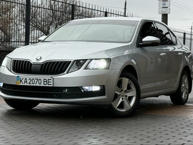 Сірий Шкода Октавія, об'ємом двигуна 1.8 л та пробігом 162 тис. км за 13999 $, фото 2 на Automoto.ua