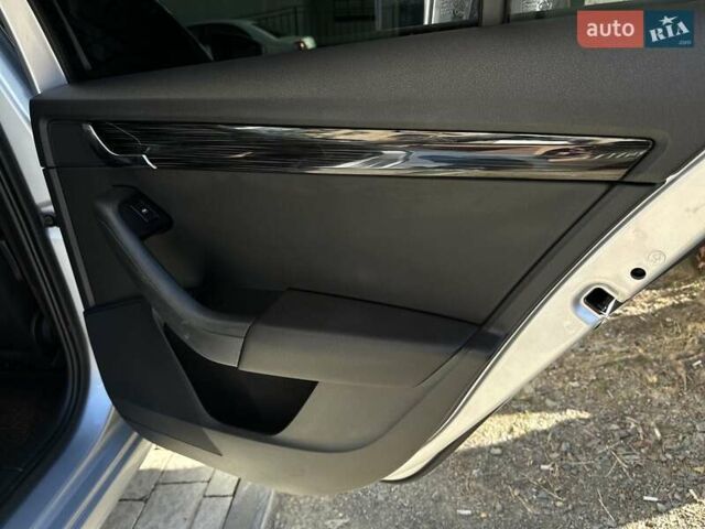 Серый Шкода Октавия, объемом двигателя 1.6 л и пробегом 214 тыс. км за 14000 $, фото 27 на Automoto.ua