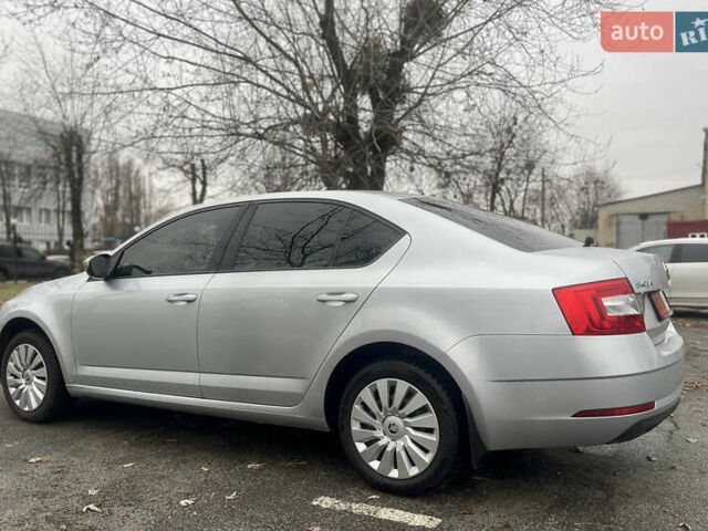 Серый Шкода Октавия, объемом двигателя 1.4 л и пробегом 227 тыс. км за 13500 $, фото 14 на Automoto.ua