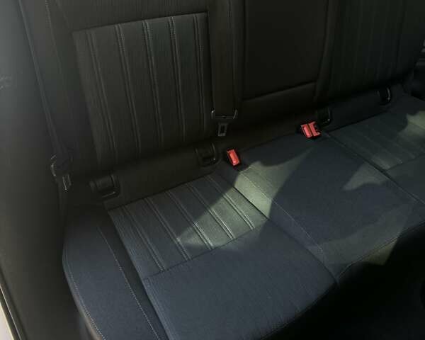 Серый Шкода Октавия, объемом двигателя 1.6 л и пробегом 214 тыс. км за 14000 $, фото 30 на Automoto.ua