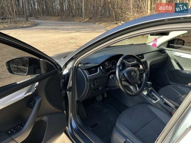 Серый Шкода Октавия, объемом двигателя 1.6 л и пробегом 201 тыс. км за 14300 $, фото 4 на Automoto.ua