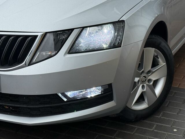 Сірий Шкода Октавія, об'ємом двигуна 1.8 л та пробігом 162 тис. км за 13999 $, фото 5 на Automoto.ua