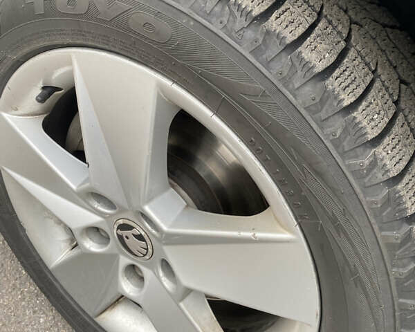 Серый Шкода Октавия, объемом двигателя 1.97 л и пробегом 340 тыс. км за 13300 $, фото 15 на Automoto.ua