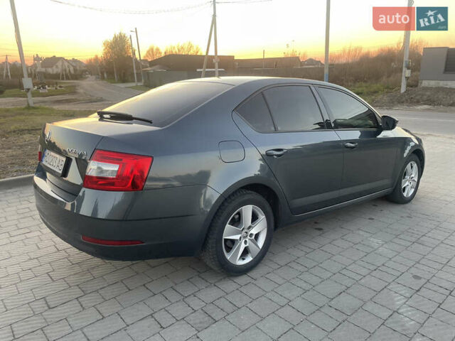Серый Шкода Октавия, объемом двигателя 1.6 л и пробегом 215 тыс. км за 14300 $, фото 4 на Automoto.ua
