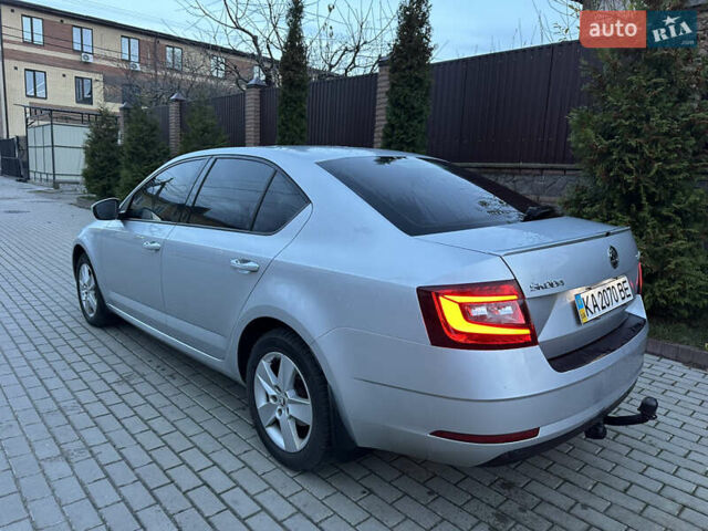 Сірий Шкода Октавія, об'ємом двигуна 1.8 л та пробігом 295 тис. км за 13200 $, фото 2 на Automoto.ua