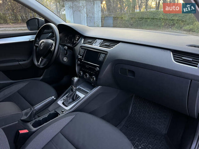 Серый Шкода Октавия, объемом двигателя 1.4 л и пробегом 236 тыс. км за 13300 $, фото 24 на Automoto.ua