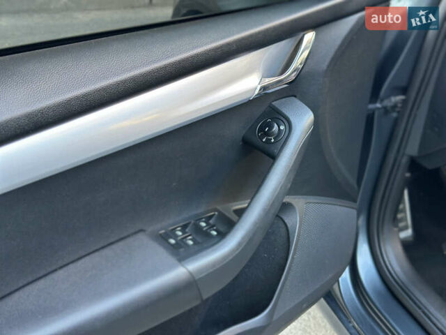 Серый Шкода Октавия, объемом двигателя 1.6 л и пробегом 290 тыс. км за 11999 $, фото 18 на Automoto.ua