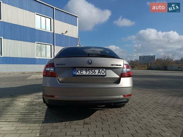 Серый Шкода Октавия, объемом двигателя 1.8 л и пробегом 156 тыс. км за 13000 $, фото 3 на Automoto.ua