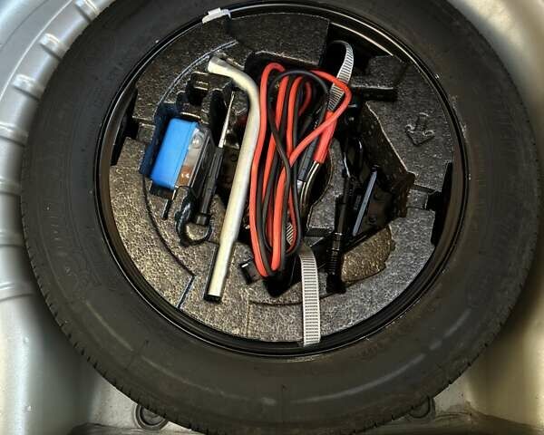 Серый Шкода Октавия, объемом двигателя 1.6 л и пробегом 214 тыс. км за 14000 $, фото 36 на Automoto.ua