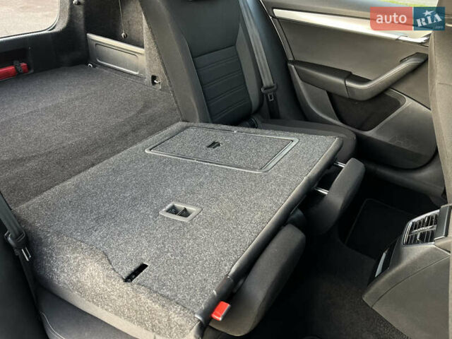 Серый Шкода Октавия, объемом двигателя 1.97 л и пробегом 289 тыс. км за 15650 $, фото 37 на Automoto.ua