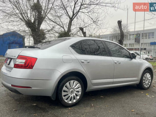 Серый Шкода Октавия, объемом двигателя 1.4 л и пробегом 227 тыс. км за 12999 $, фото 17 на Automoto.ua