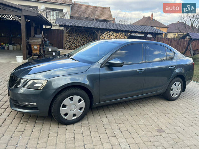 Серый Шкода Октавия, объемом двигателя 1.6 л и пробегом 97 тыс. км за 14950 $, фото 12 на Automoto.ua