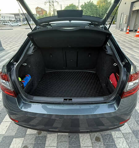 Серый Шкода Октавия, объемом двигателя 1.8 л и пробегом 245 тыс. км за 14200 $, фото 5 на Automoto.ua