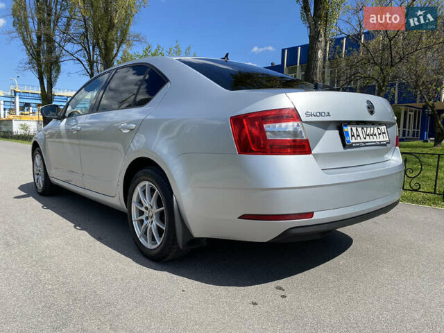 Серый Шкода Октавия, объемом двигателя 1.4 л и пробегом 167 тыс. км за 13500 $, фото 10 на Automoto.ua