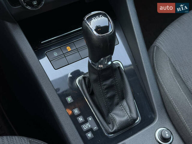 Серый Шкода Октавия, объемом двигателя 2 л и пробегом 233 тыс. км за 17350 $, фото 46 на Automoto.ua