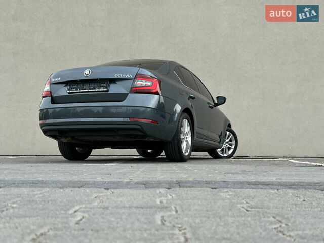 Серый Шкода Октавия, объемом двигателя 2 л и пробегом 232 тыс. км за 16999 $, фото 18 на Automoto.ua