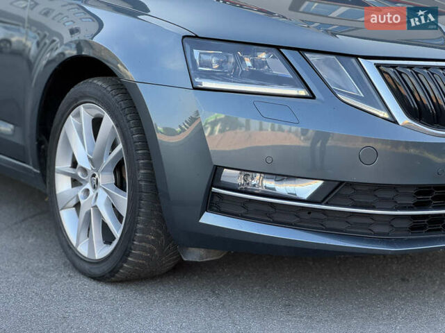 Серый Шкода Октавия, объемом двигателя 2 л и пробегом 233 тыс. км за 17350 $, фото 18 на Automoto.ua