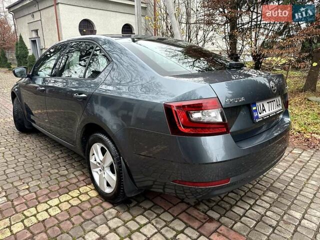 Сірий Шкода Октавія, об'ємом двигуна 2 л та пробігом 193 тис. км за 14999 $, фото 12 на Automoto.ua