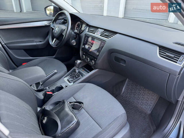 Серый Шкода Октавия, объемом двигателя 2 л и пробегом 233 тыс. км за 17350 $, фото 56 на Automoto.ua