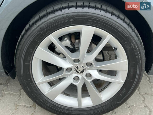 Серый Шкода Октавия, объемом двигателя 2 л и пробегом 232 тыс. км за 16999 $, фото 29 на Automoto.ua