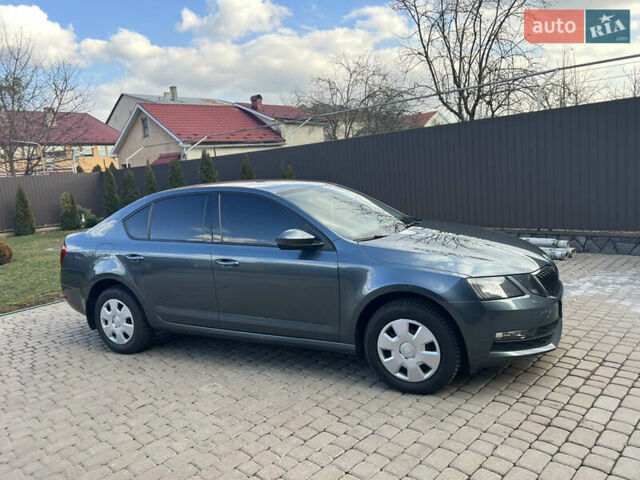 Серый Шкода Октавия, объемом двигателя 1.6 л и пробегом 97 тыс. км за 14950 $, фото 3 на Automoto.ua
