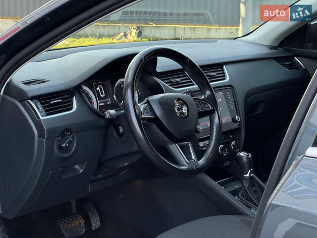 Серый Шкода Октавия, объемом двигателя 2 л и пробегом 233 тыс. км за 17350 $, фото 43 на Automoto.ua