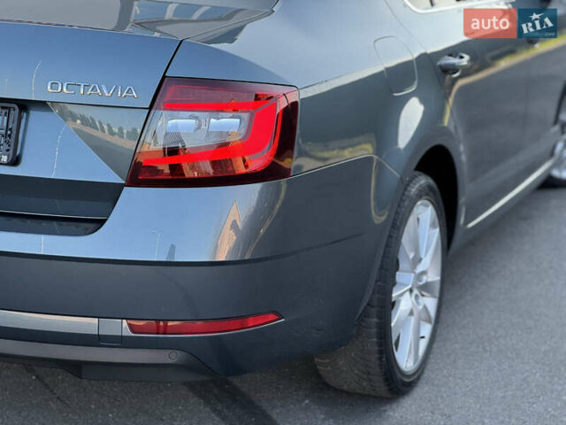 Серый Шкода Октавия, объемом двигателя 2 л и пробегом 233 тыс. км за 17350 $, фото 39 на Automoto.ua