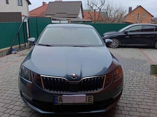 Серый Шкода Октавия, объемом двигателя 1.4 л и пробегом 141 тыс. км за 11799 $, фото 1 на Automoto.ua