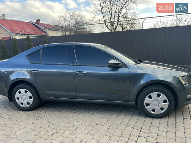 Серый Шкода Октавия, объемом двигателя 1.6 л и пробегом 97 тыс. км за 14950 $, фото 24 на Automoto.ua
