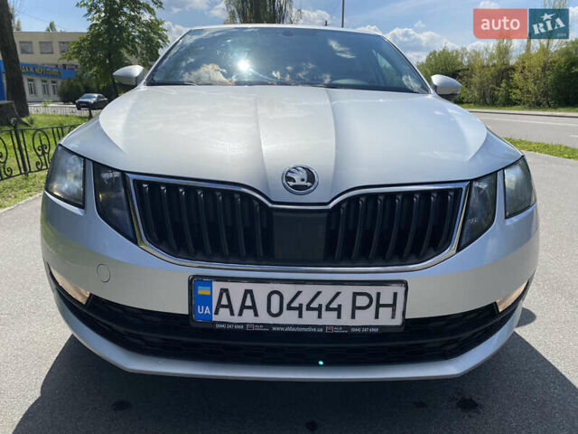 Серый Шкода Октавия, объемом двигателя 1.4 л и пробегом 167 тыс. км за 13500 $, фото 14 на Automoto.ua
