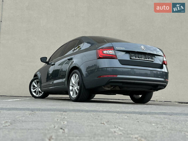 Серый Шкода Октавия, объемом двигателя 2 л и пробегом 232 тыс. км за 16999 $, фото 21 на Automoto.ua